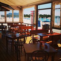 Pranzo e cena in riva al mare