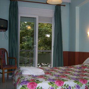 HOTEL ELENA