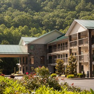 The Cherokee Lodge