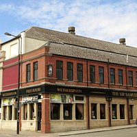 Sir Samuel Romilly pub exterior