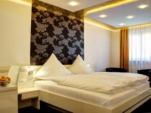 Zimmer und Suite