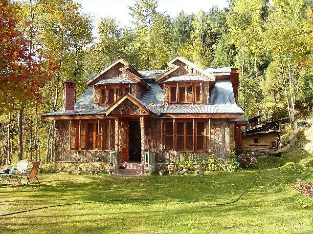 PINE VALLEY RESORT (Pahalgam, Kashmir) - Lodge Reviews ...