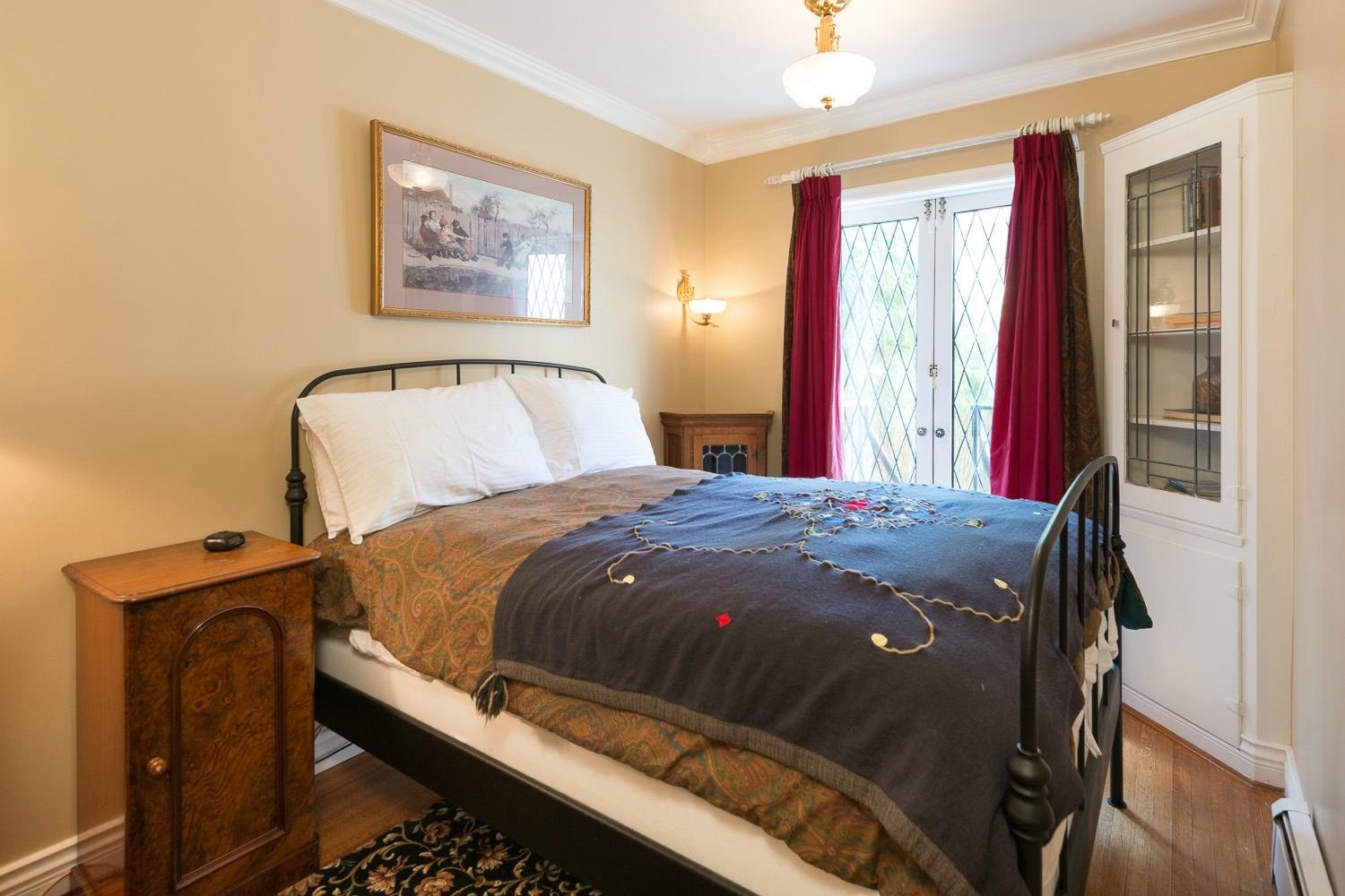 English Bay Inn by null