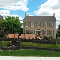 The fort's original headquarters