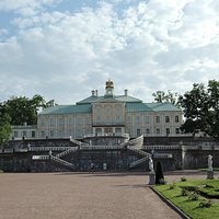 Большой Меншиковский дворец в Ломоносове