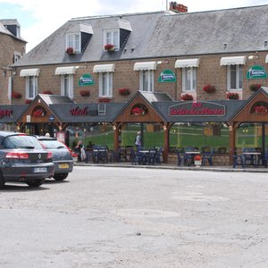 the restaurant & hotel
