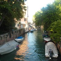 Dal ponte che adduce a Via Garibaldi