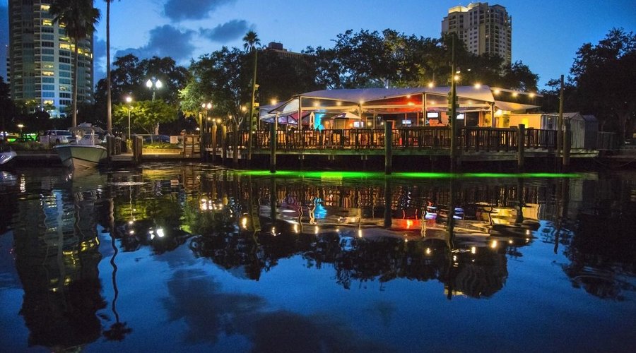 Fresco's Waterfront Bistro