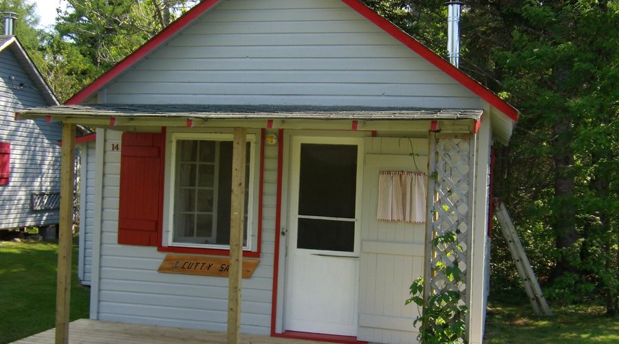 Cutty Sark   $80.00 a night