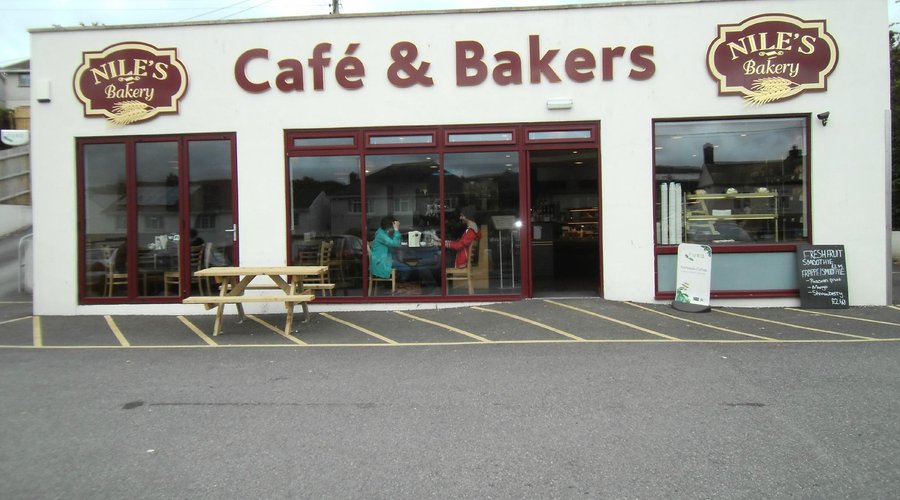 It's all front,if only it had service to match.