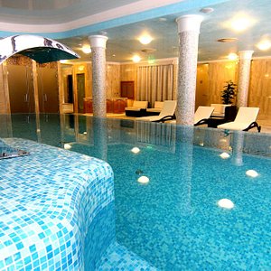 Retro Riverside Wellness Resort in Karlovy Vary, image may contain: Pool, Water, Swimming Pool, Hotel