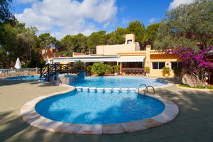 Piscina e praia