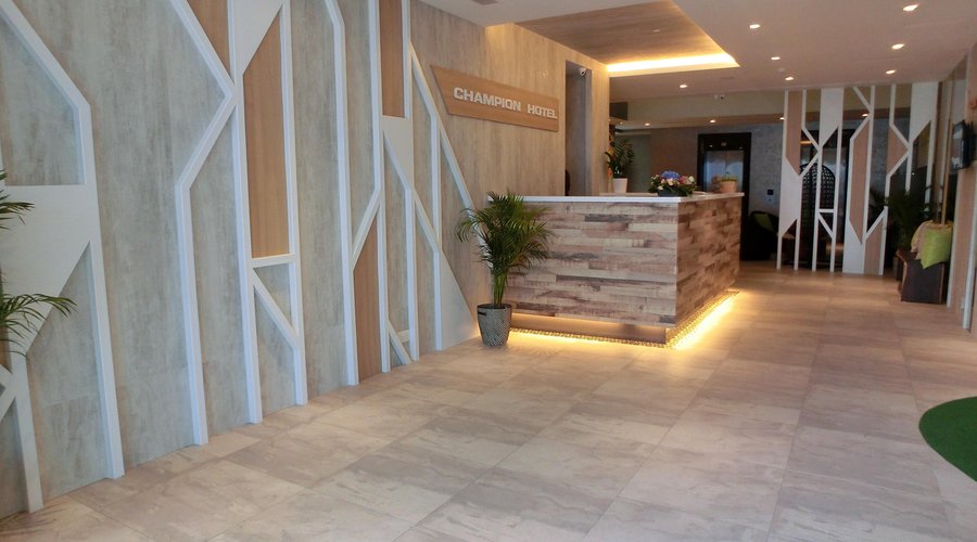 Hotel Lobby