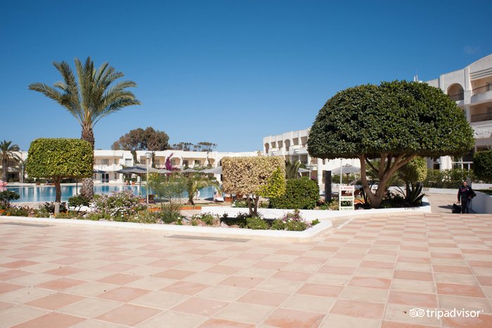 El Mouradi Gammarth Pool: Pictures & Reviews - Tripadvisor