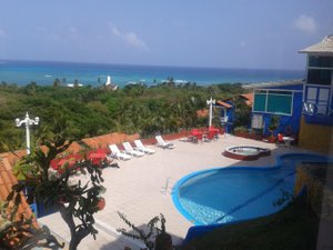 Piscina y playa