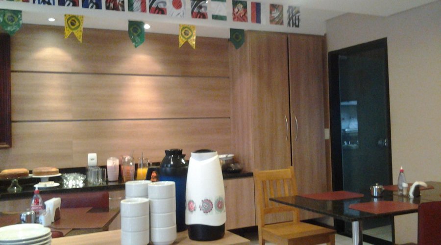 Lugar aconchegante pra tomar café, mas a diversidade....