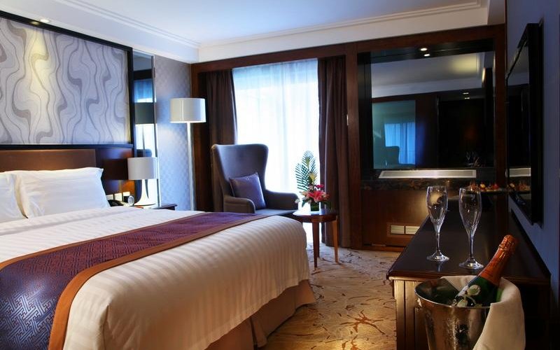 Business suite