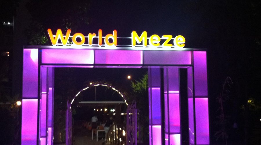 WorldMeze A la Carte Restaurant