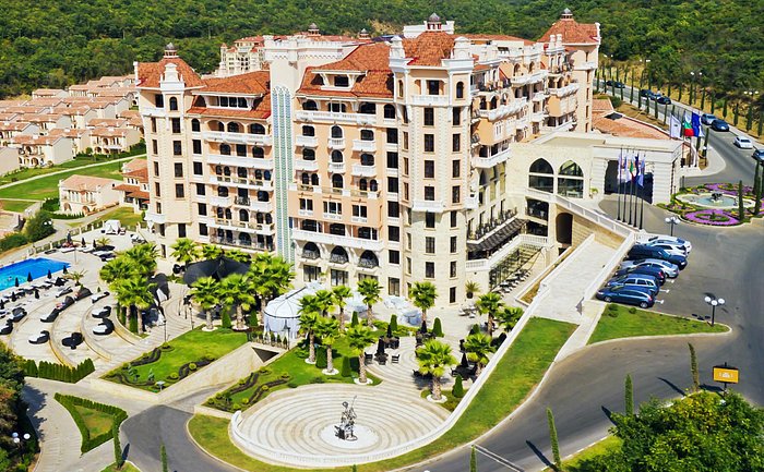 ROYAL CASTLE DESIGN & SPA HOTEL - Prices & Reviews (Elenite, Bulgaria -  Burgas Province)