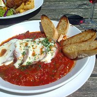 Pork medallions, mozzarella and ratatouille