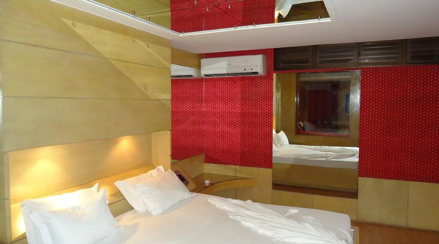 Suíte Super Luxo - 3 ambientes 70m²