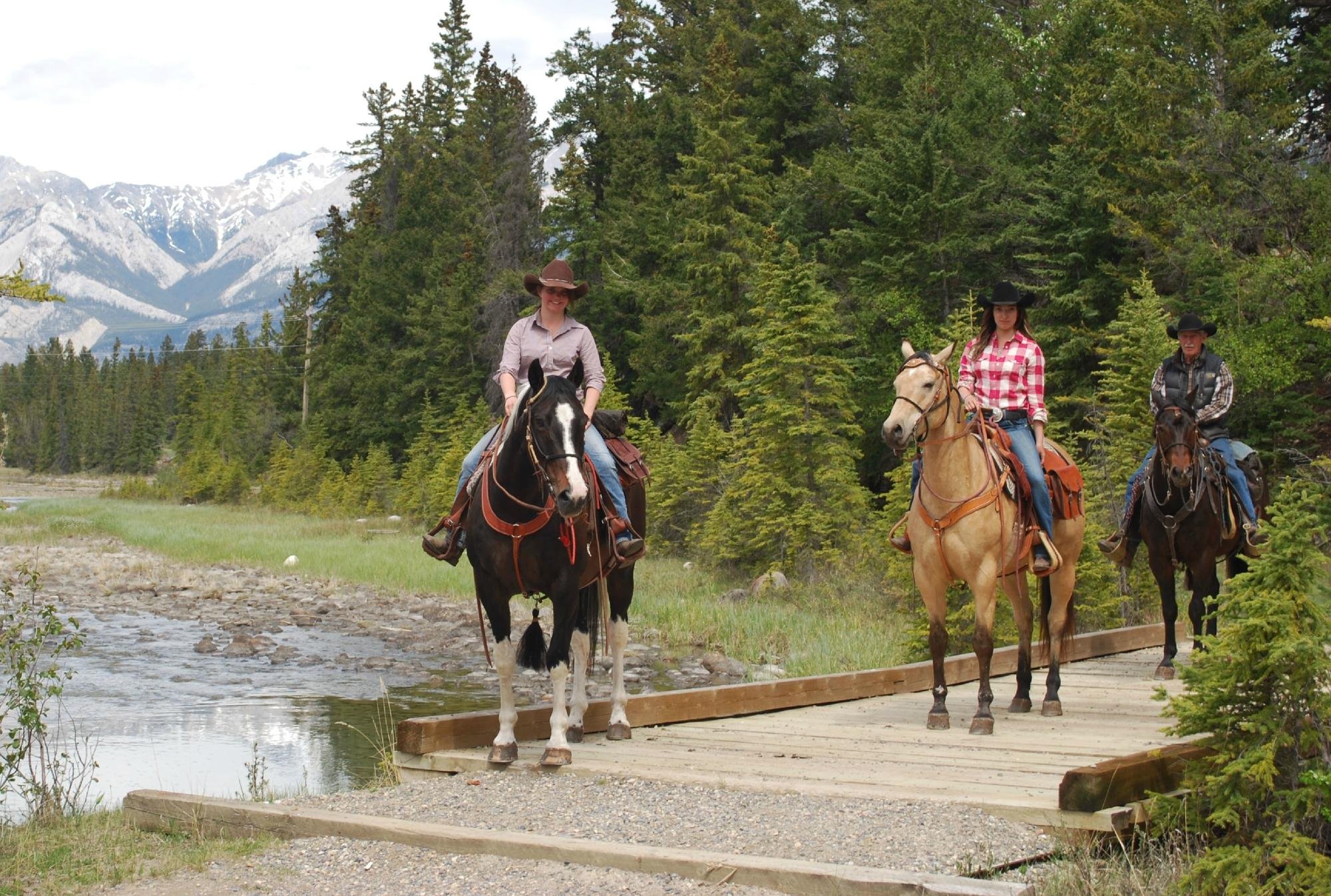 Jasper Park Stables at the Fairmont Jasper Park Lodge (2025) All You Need to Know BEFORE You Go (w/ Trusted Reviews)