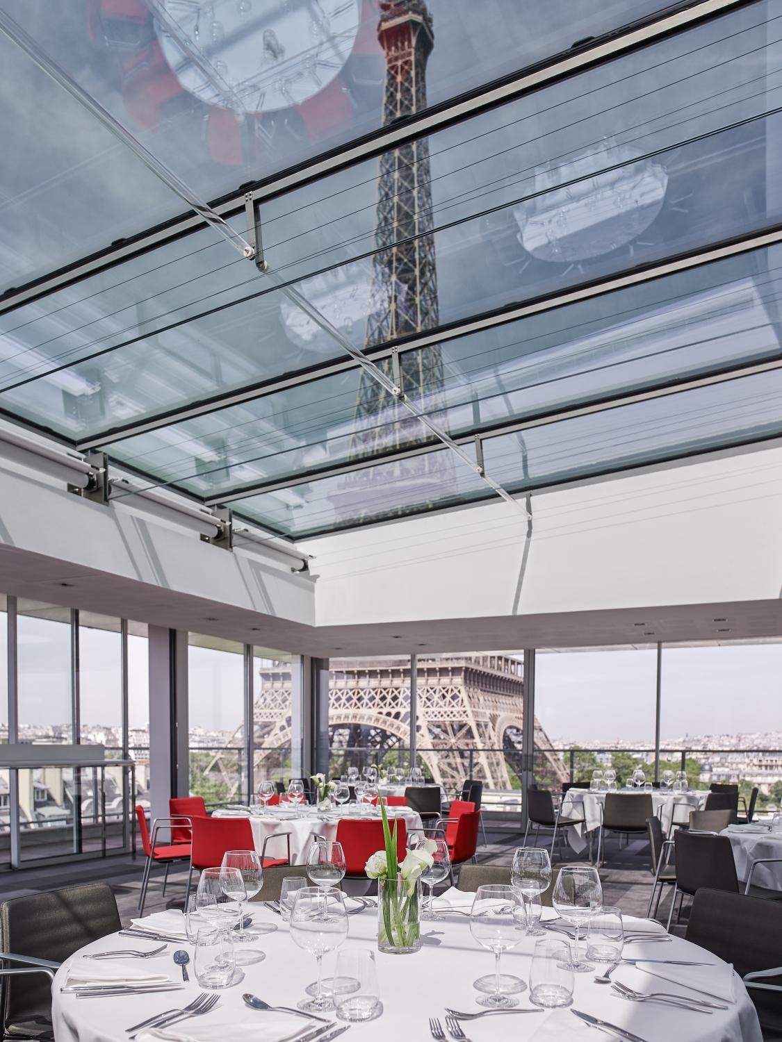 Pullman Paris Eiffel Tower Concierge: Pictures & Reviews - Tripadvisor