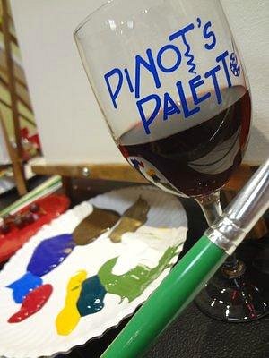 Why Should You Drink Your Wine Out Of A Wine Glass? - Pinot's Palette