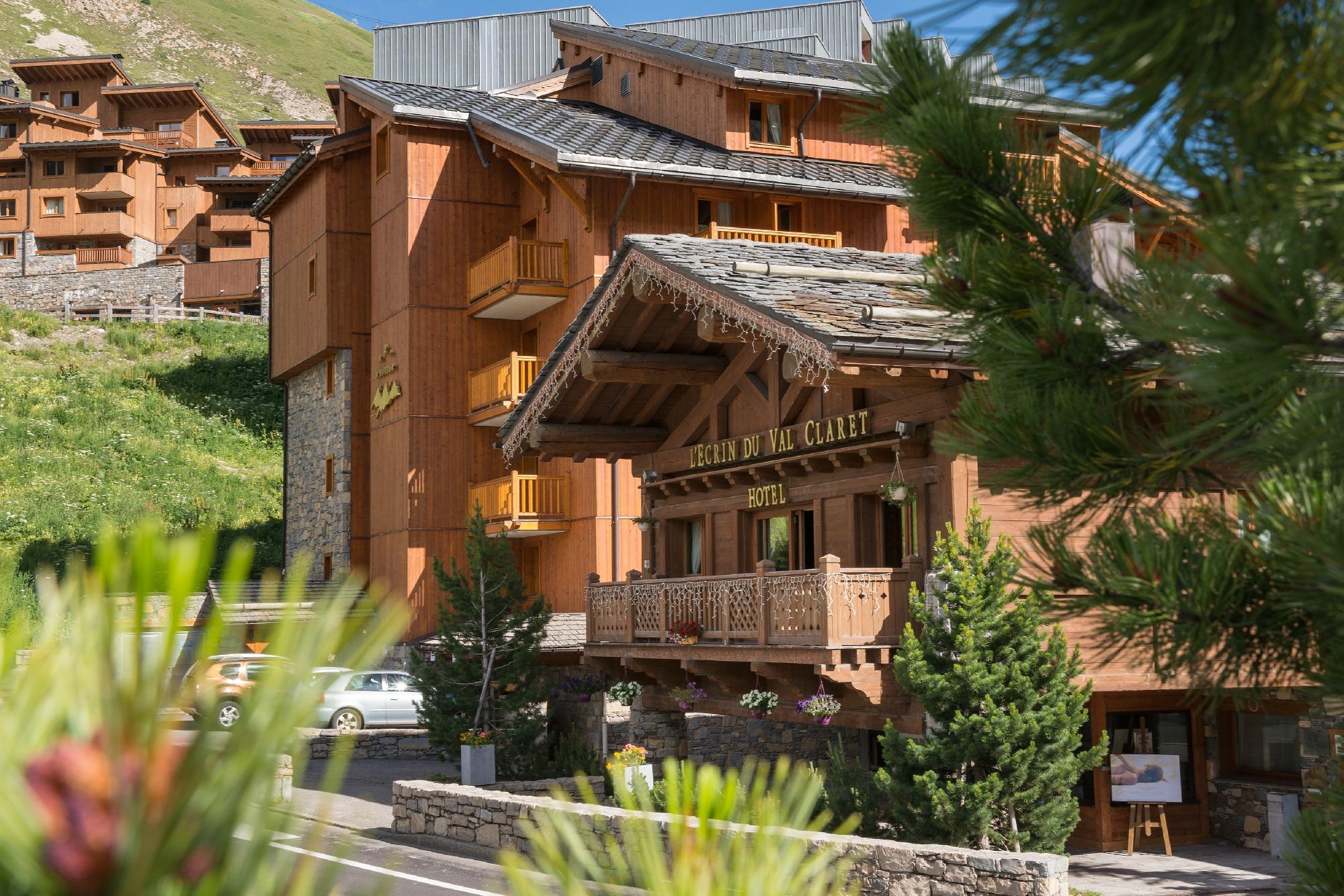 CHALET HOTEL L ECRIN Updated 2024 Reviews Tignes France