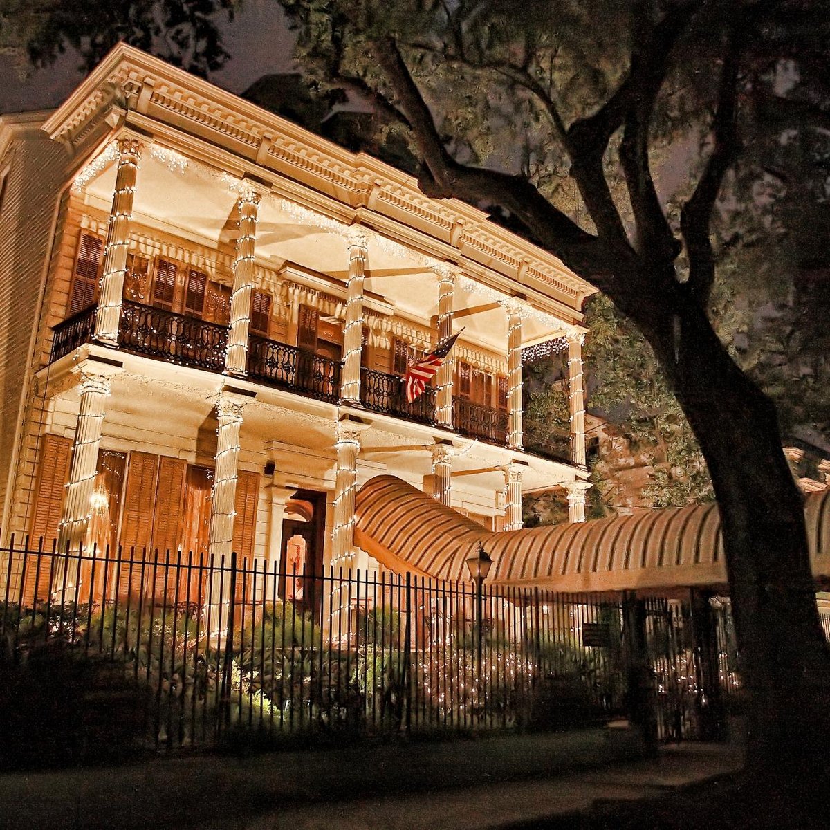 Society doll house a Victorian dream