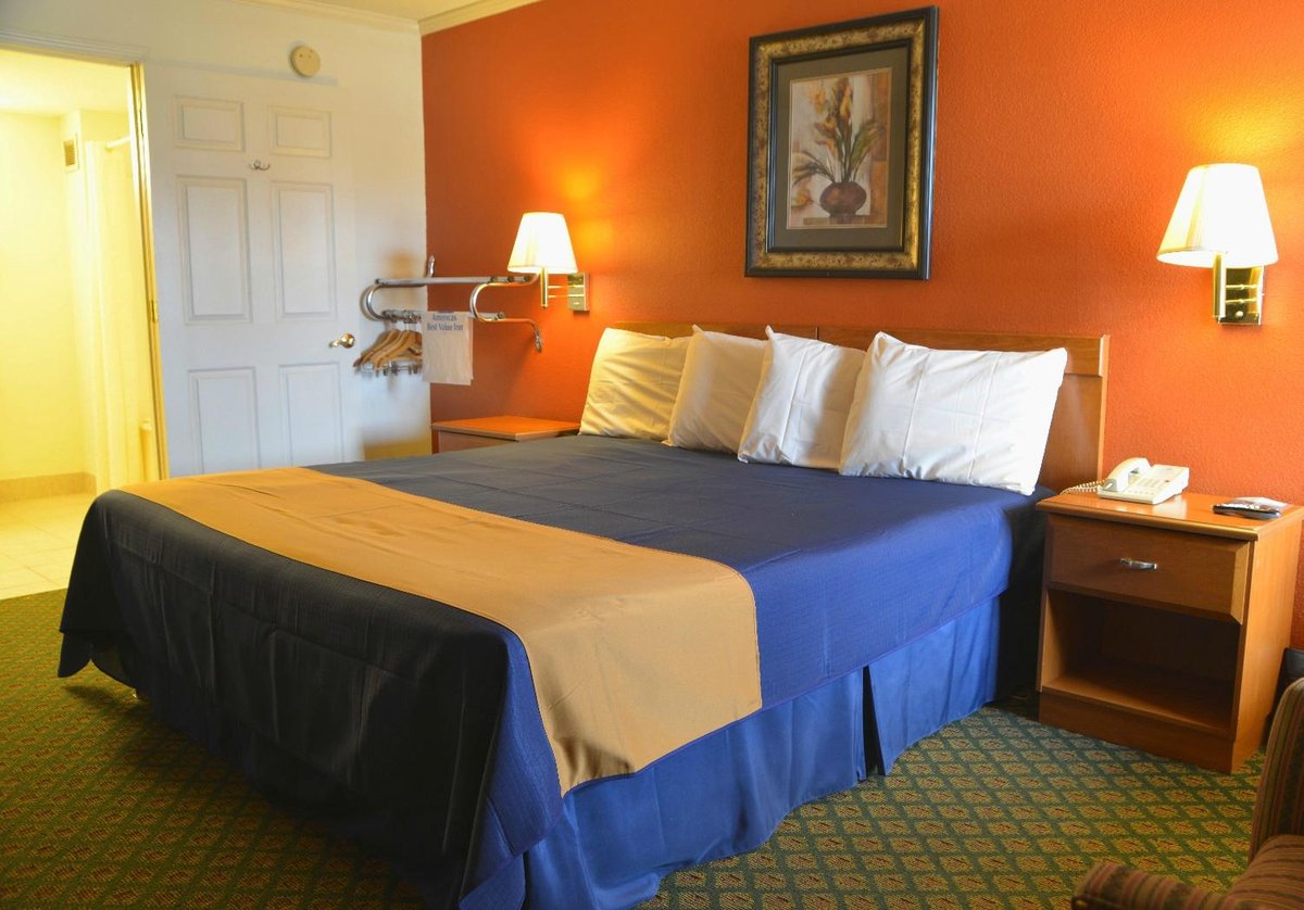 Jacksonville Inn Rooms: Pictures & Reviews - Tripadvisor