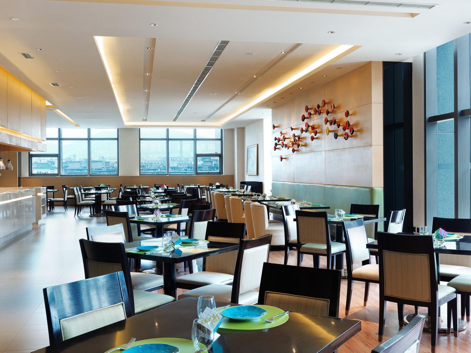 Hotel photo 8 of Aloft Dalian.