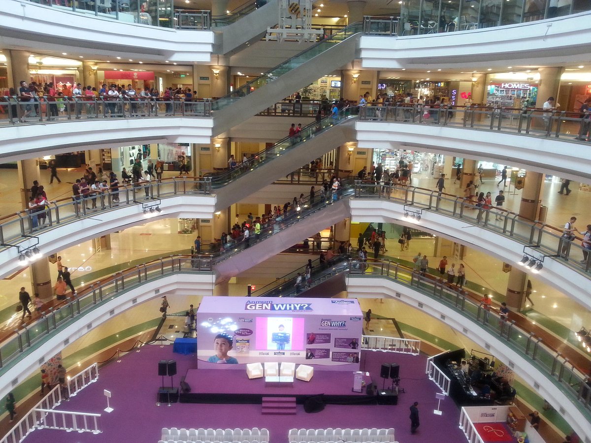 Step into the world of fashion - 1 Utama Shopping Centre