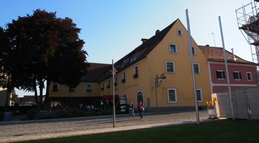Hotellet sett fra gaten