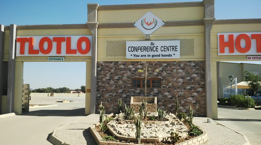 Tlotlo Hotel entrance