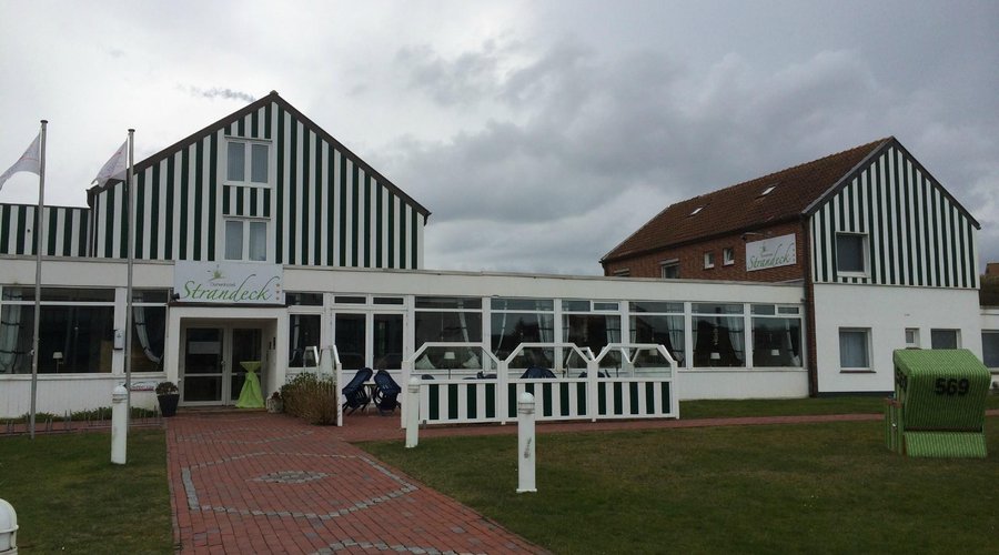 Blick aufs Hotel