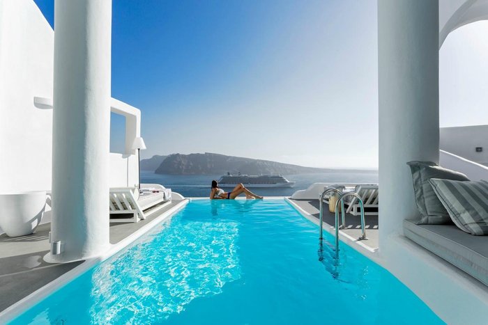 CHARISMA SUITES - Updated 2024 Prices & Villa Reviews (Santorini/Oia ...