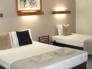 Room & Suite
