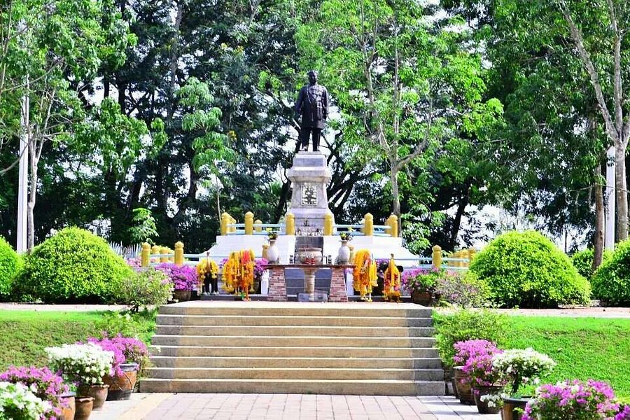 Phraya Ratsadanupradit Mahison Phakdi Monument image
