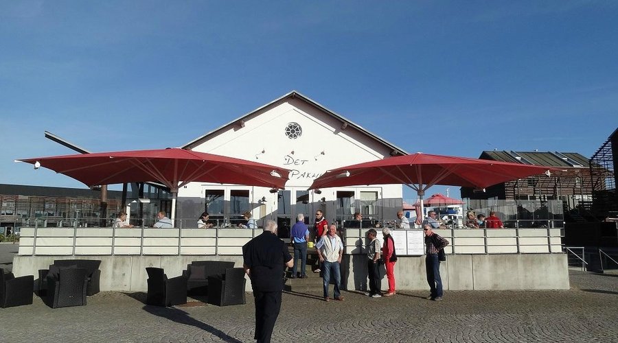 Direkt am Hafen gelegen