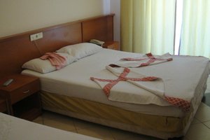 Room & Suite