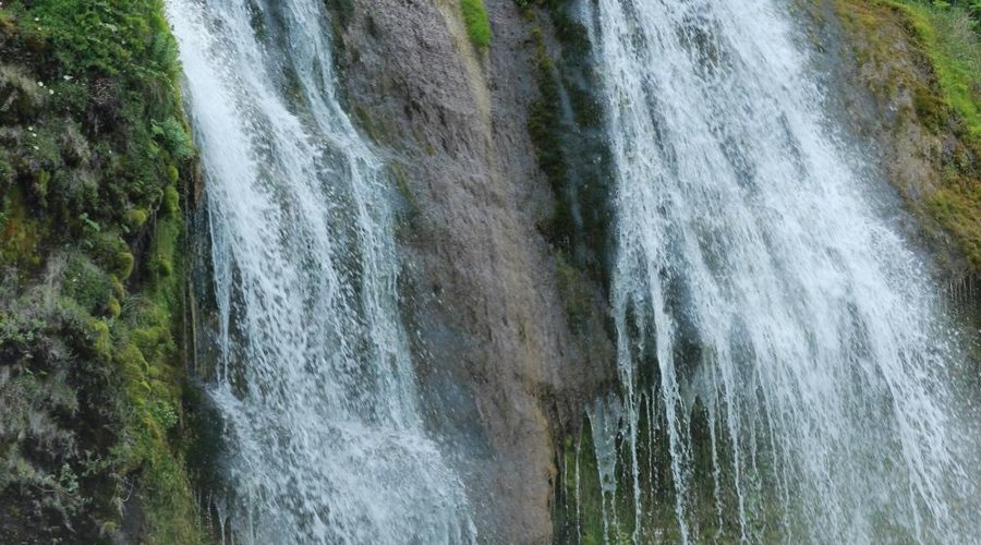 trickle outside