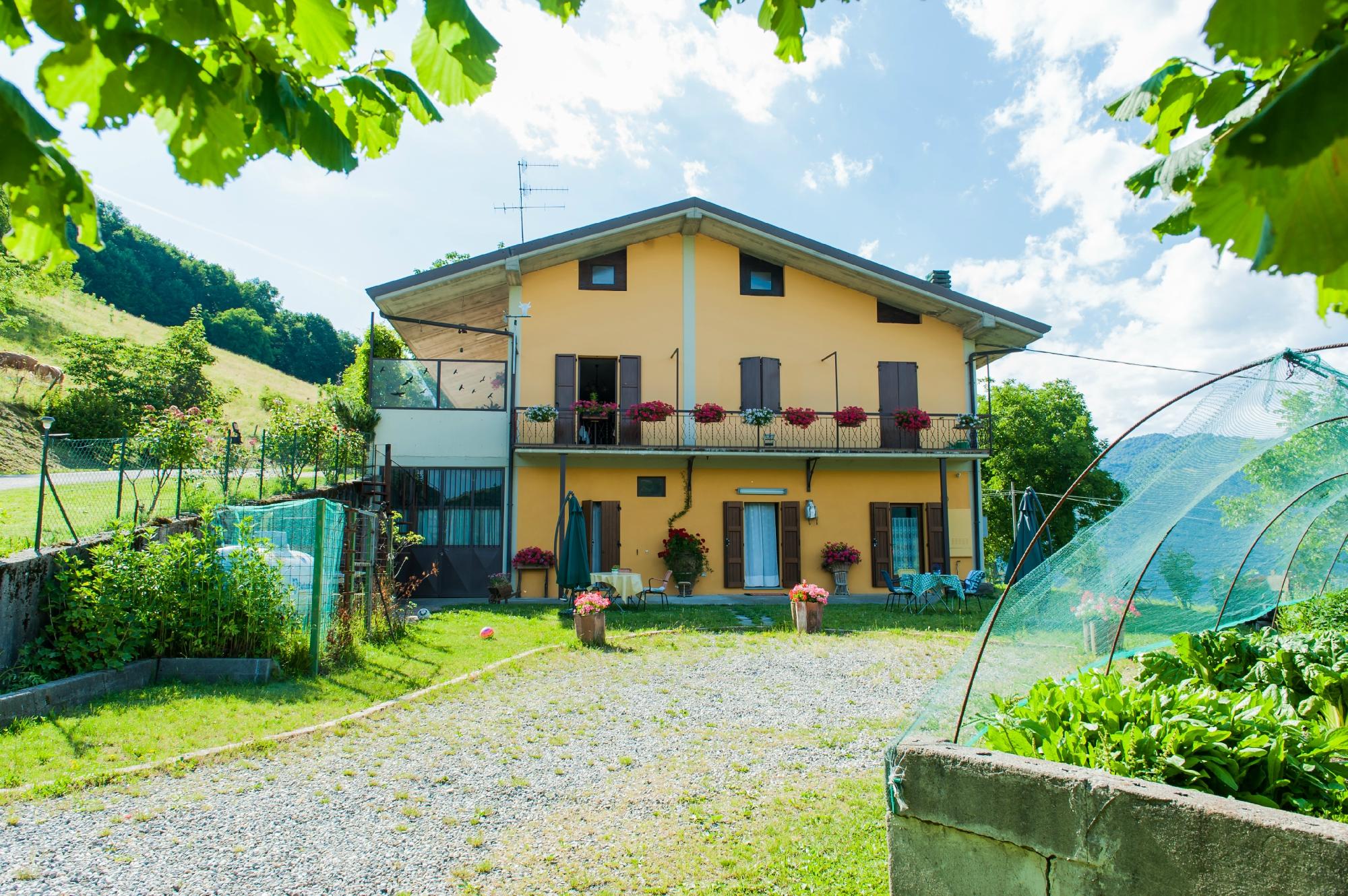 LA CASA DI PARPAET - B&B Reviews (Zogno, Italy)