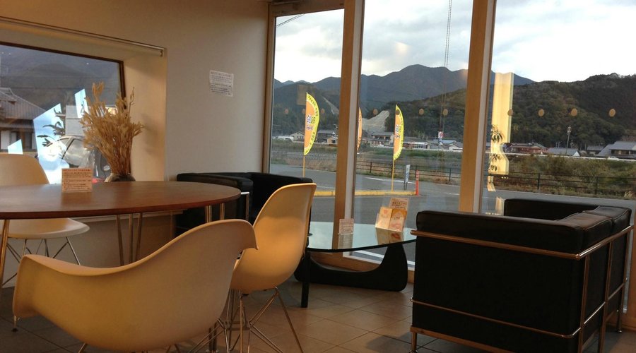 店内からの景色（リバービュー）