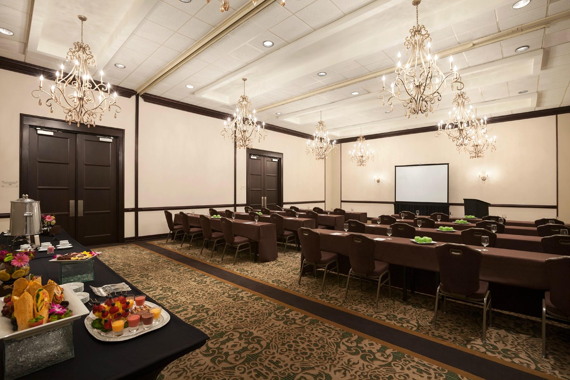 Hotel photo 31 of Embassy Suites by Hilton New Orleans.