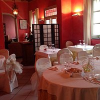 SALA ROSSA
