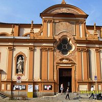 facciata chiesa dei ss.Cosma e Damiano giugno 2014