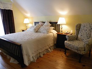 The Colonel's IN Bed and Breakfast in Fredericton