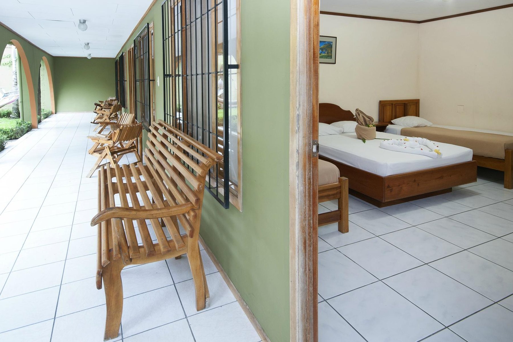 Hostel Backpackers La Fortuna by null