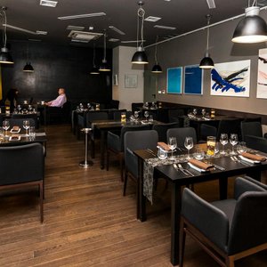 Amfiteatar Hotel in Pula, image may contain: Furniture, Bedroom, Cushion, Home Decor
